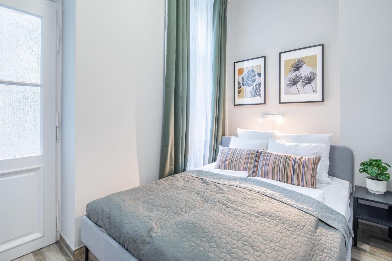 Central New Cozy 布达佩斯 外观 照片